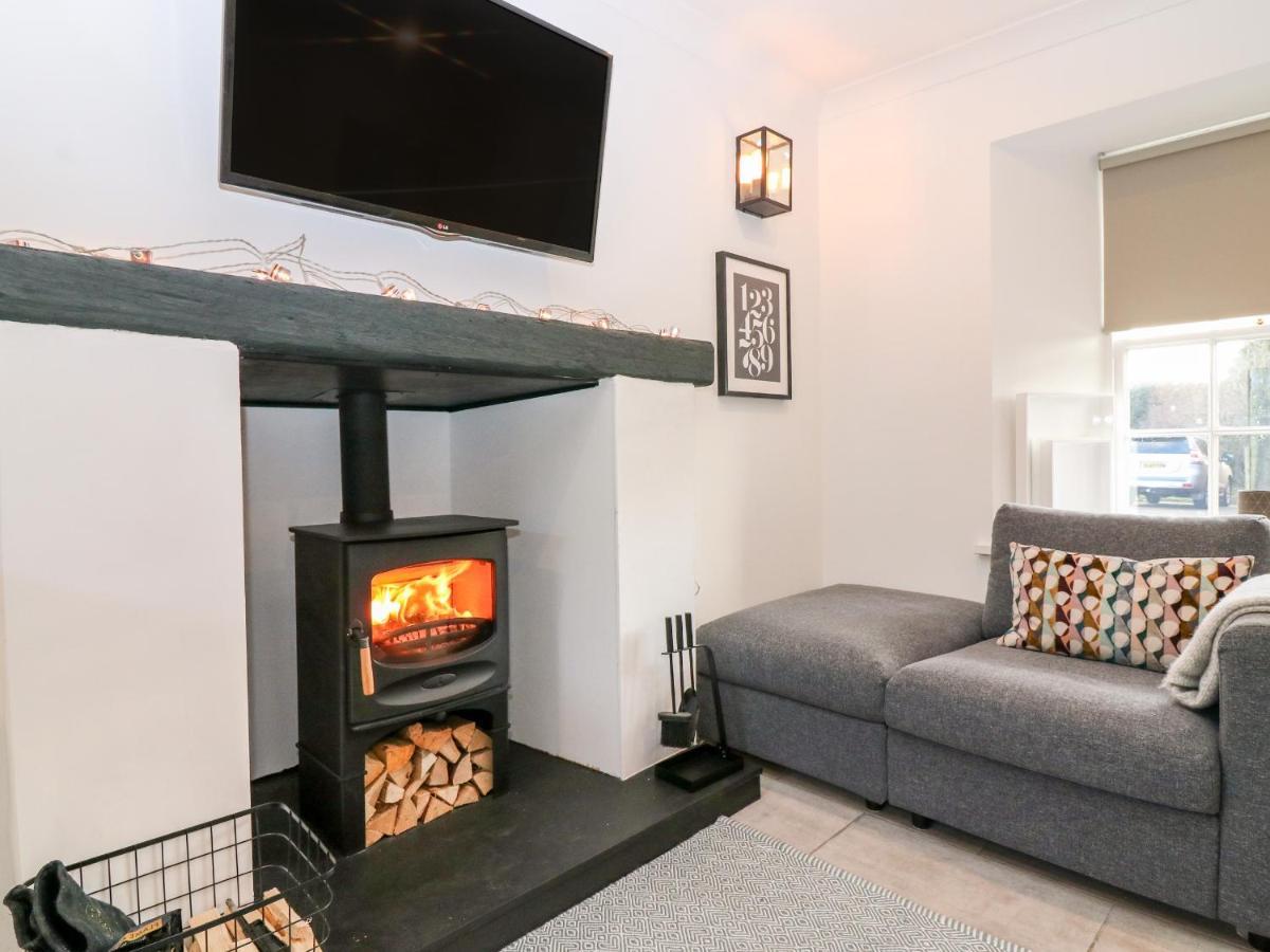 Rhum Cottage Cupar Extérieur photo